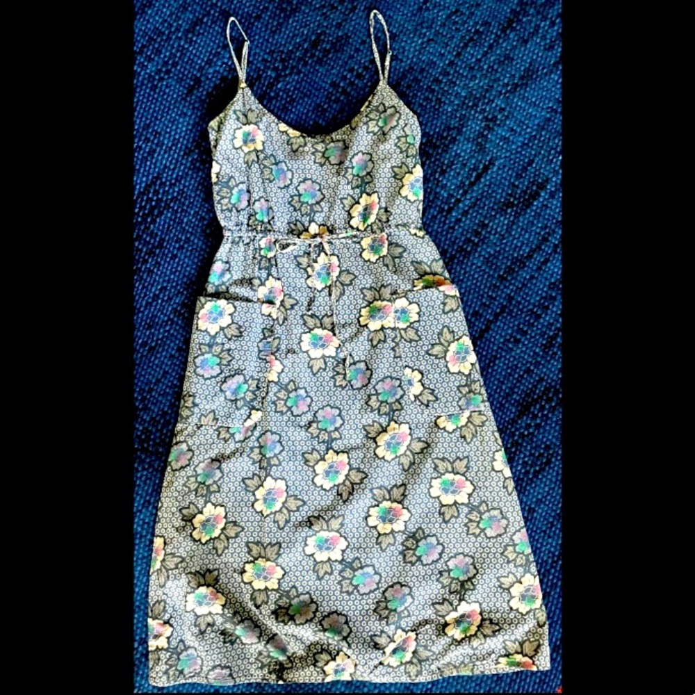Built By Wendy sundress. Size small. Blue floral.